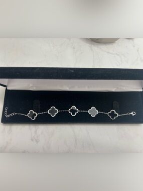 Sterling Silver Clover Link Bracelet in Black